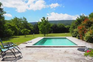 Maisons de vacances Semi-detached house, Lacoste : photos des chambres