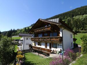 Chalet in Mayrhofen near Ski Slopes