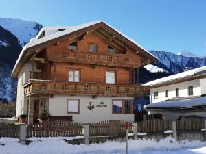 Chalet in Mayrhofen near Ski Slopes