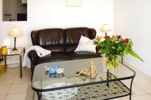 Appartements Holiday flat, Caderousse : photos des chambres