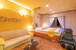 可兒 プレゼントホテル チャペルガーデン 可児 ｰ大人専用ｰ 2星级 住宿 套房