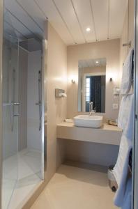 Hotels Logis Ar Milin : photos des chambres