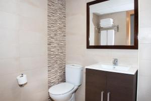 One-Bedroom Apartment (2 Adults + 2 Children) room in Apartaments Costa d'Or