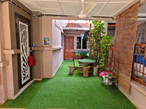 Homestay LaNik Saujana Utama 2