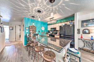 Bright Cloudcroft Condo with Game Room and Deck!