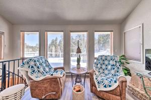 Bright Cloudcroft Condo with Game Room and Deck!