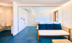Deluxe Suite mit Whirlpool-Badewanne