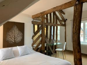 B&B / Chambres d'hotes L'Ecole des Demoiselles : photos des chambres