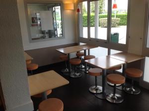 Hotels ibis budget Orgeval : photos des chambres