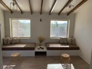 EY House - Halikounas