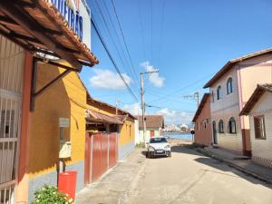 CASA RÚSTICA AMARELA 1 E 2 Meaípe