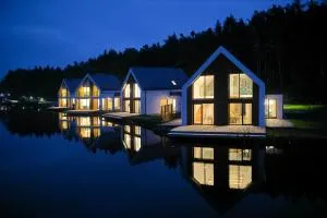 Dębowy Dwór - Moczary