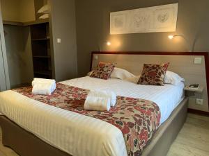 Hotels Hotel Causse Comtal Rodez, The Originals Relais : photos des chambres