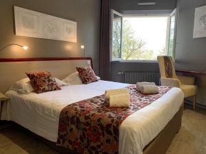 Hotels Hotel Causse Comtal Rodez, The Originals Relais : photos des chambres