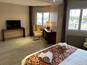 Hotels Hotel Causse Comtal Rodez, The Originals Relais : photos des chambres