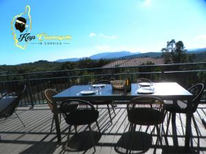 Maisons de vacances Villa N6 Piscine privee chauffee, classee 4 etoiles, St Cyprien - Keys Conciergerie in Corsica : photos des chambres