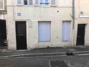 Maisons de vacances Loveroom La Parenthese d ‘Auxerre : photos des chambres