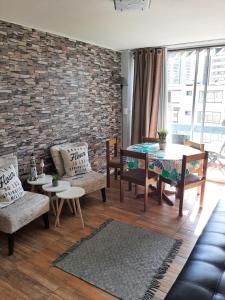 Viña Excelente, 1 cuadra Av Sn Martin y la playa