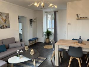 Appartements Triplex Carnot - Proche Docks 76, Kindarena et centre ville de ROUEN - Stationnement gratuit - NETFLIX - WIFI : photos des chambres