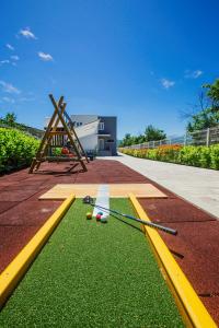 Mandalina HR Luxury Villa with Private Pool, Tennis Court and Boccie Alley