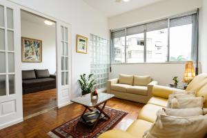 2 Quartos em Copacabana com Garagem | BC 473704