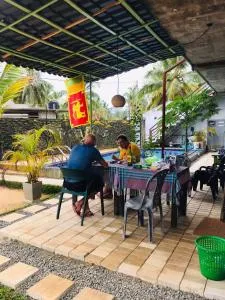 Tikkiries Guest House - Aluttanayangoda Ihala