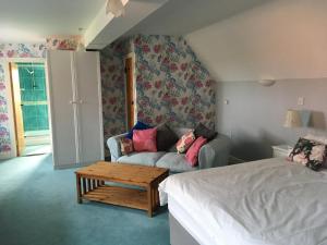 Dragonfly Cottage, Rattlesden