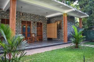 Forest Edge Safari Villa