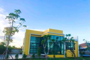 Colorful Pool Villa, Chiang Rai, Thailand