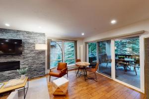 Frontage Townhome