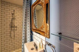 Hotels Suites du general Leclerc : photos des chambres