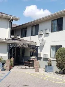 Bison Plains Lodge - Fergus Falls