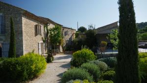 Sejours a la ferme Ferme Oleicole Les Callis : Maison de Vacances