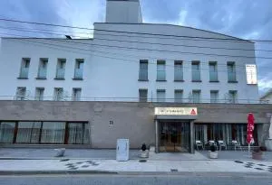 Hotel O Mirandes - Villardiegua de la Ribera