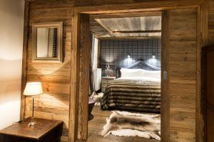 Hotels Le Chalet Blanc : Suite - Vue sur Montagne