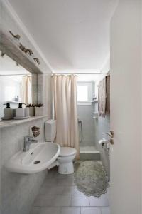 Parikias Bright Comfort Villa