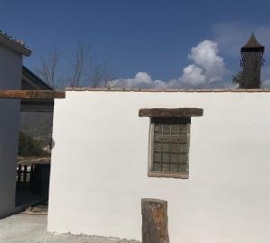 Estancia al pie de la Sierra del Pozo