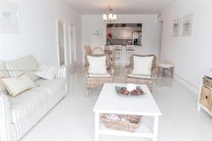 DISFRUTA SUNNY ISLES OCEAn 1206 STR-02816