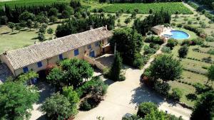 Maisons de vacances Mas des Lavandes - 3 gites de charme au calme avec grande piscine en Drome-Provencale : photos des chambres