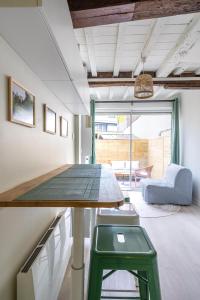 Appartements LES HORTILLONNAGES_B&B INN_Centre ville_Terrasse_Wifi_Netflix : photos des chambres