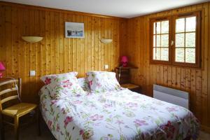 Maisons de vacances Cottage, Denneville, 150m from the sea : photos des chambres
