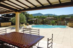 Maisons de vacances holiday home, Roaix : photos des chambres