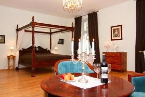 Schlossurlaub nahe Ostsee und Tressower See