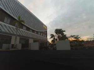 Grand Kolopaking Hotel - Wingko