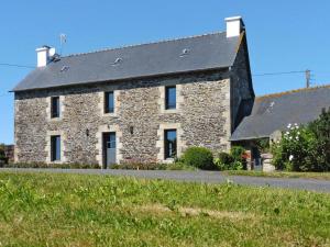 Maisons de vacances Country house, Landeleau : photos des chambres