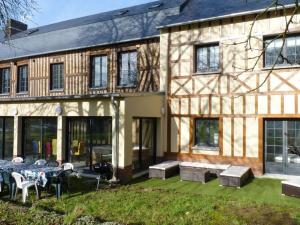 Townhouse near Bay of Somme and Norman Beaches