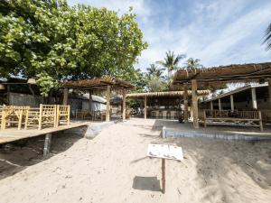 Isara Lanta Beach Resort