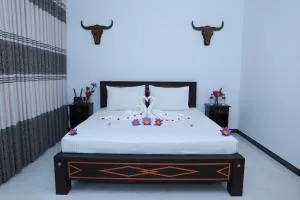 Charly Villa - Walagedera