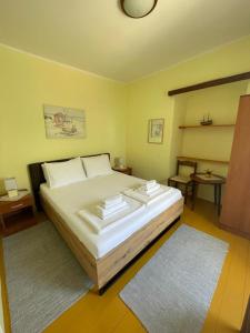 Mediterranean Holiday House & Apartments