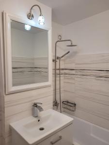 Neversea Apartment